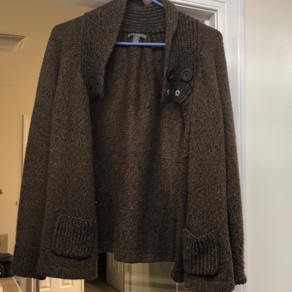 Women’s sweater